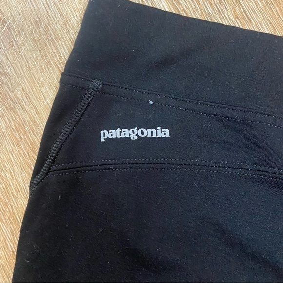Patagonia Cool Wear Flare Reflective Legging Pants Black Wide Leg Size Medium - Picture 2 of 4